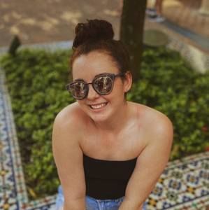 Meet your Posher, Isabelle